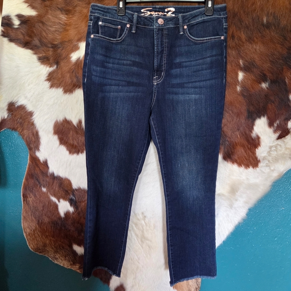 Seven7 Blue Ankle Cropped Jeans with Stretch